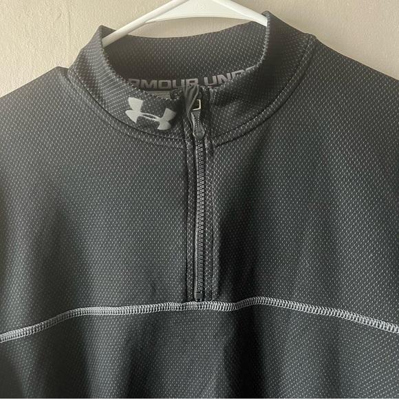 Under Armour Men’s Black Cold GearQuarter-Zip Pullover Size Medium - Picture 2 of 6